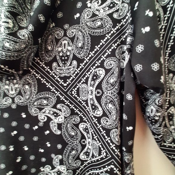 VAMP  women's top. Cowl Neck with 3/4 sleeves Size Medium - Picture 4 of 10